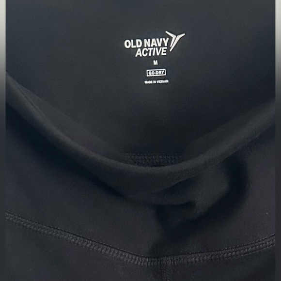 Old Navy Women's Medium Go-Dry Activewear Pants - Picture 3 of 4